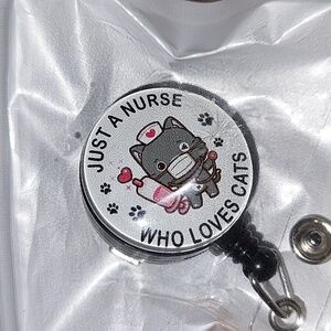 NWT  badge holder nurse who loves cats